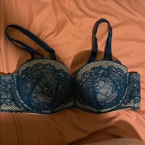 Torrid Curve 40C Lace Underwire Bra in Navy